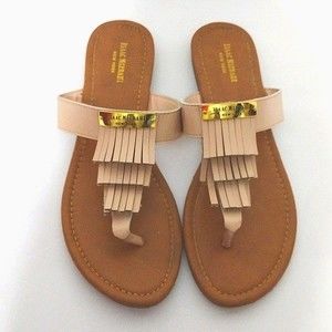 Isaac Mizrahi New York Faux Leather Fringe Flats Thong Summer Sandals US 8